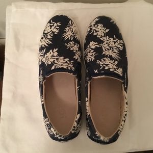 Ugg’s Pure Slip On